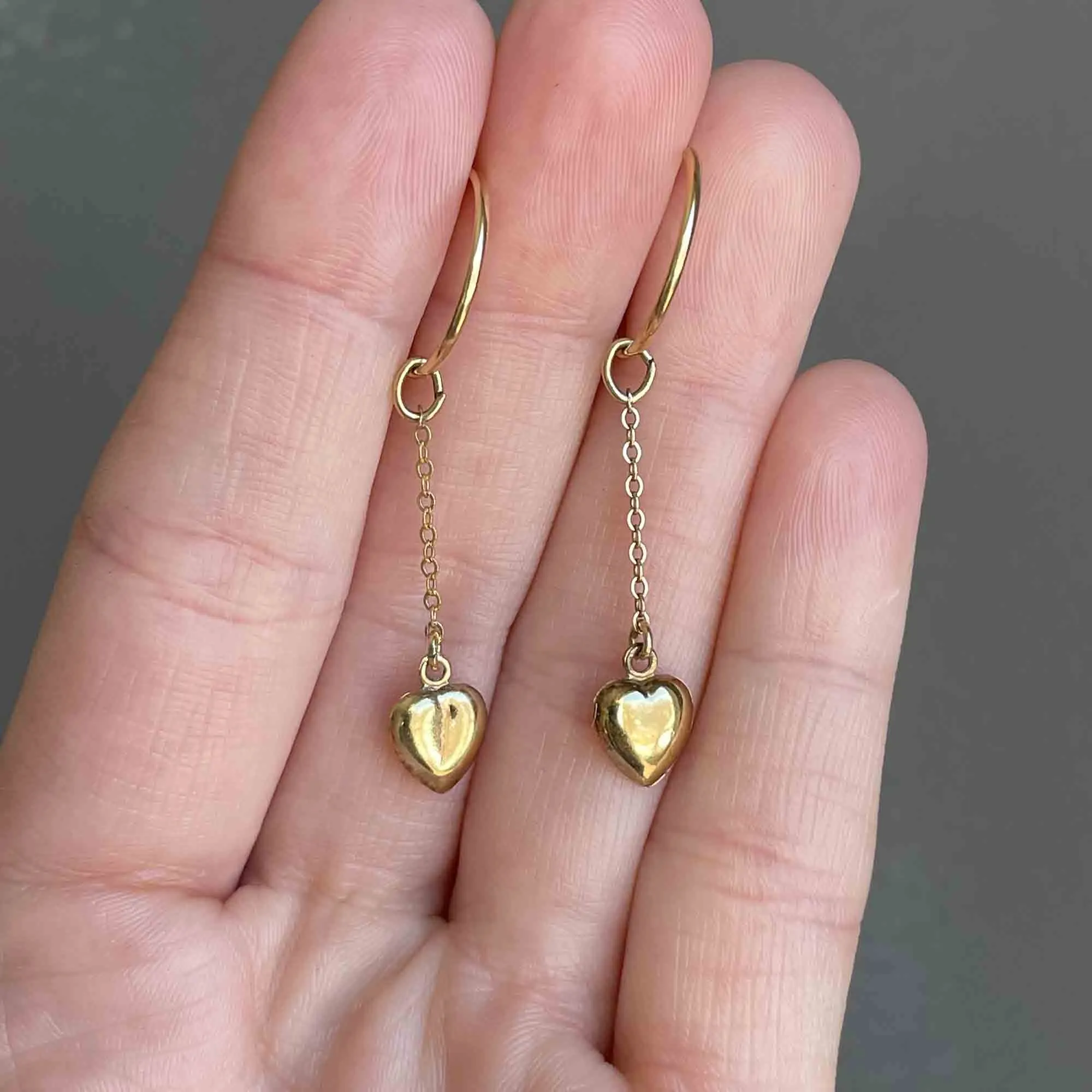 18K Gold Puffy Heart Chain Hoop Earrings