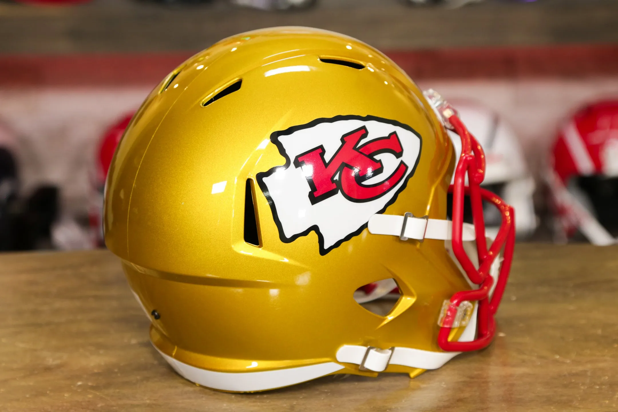 Kansas City Chiefs Riddell Speed Replica Helmet - Flash