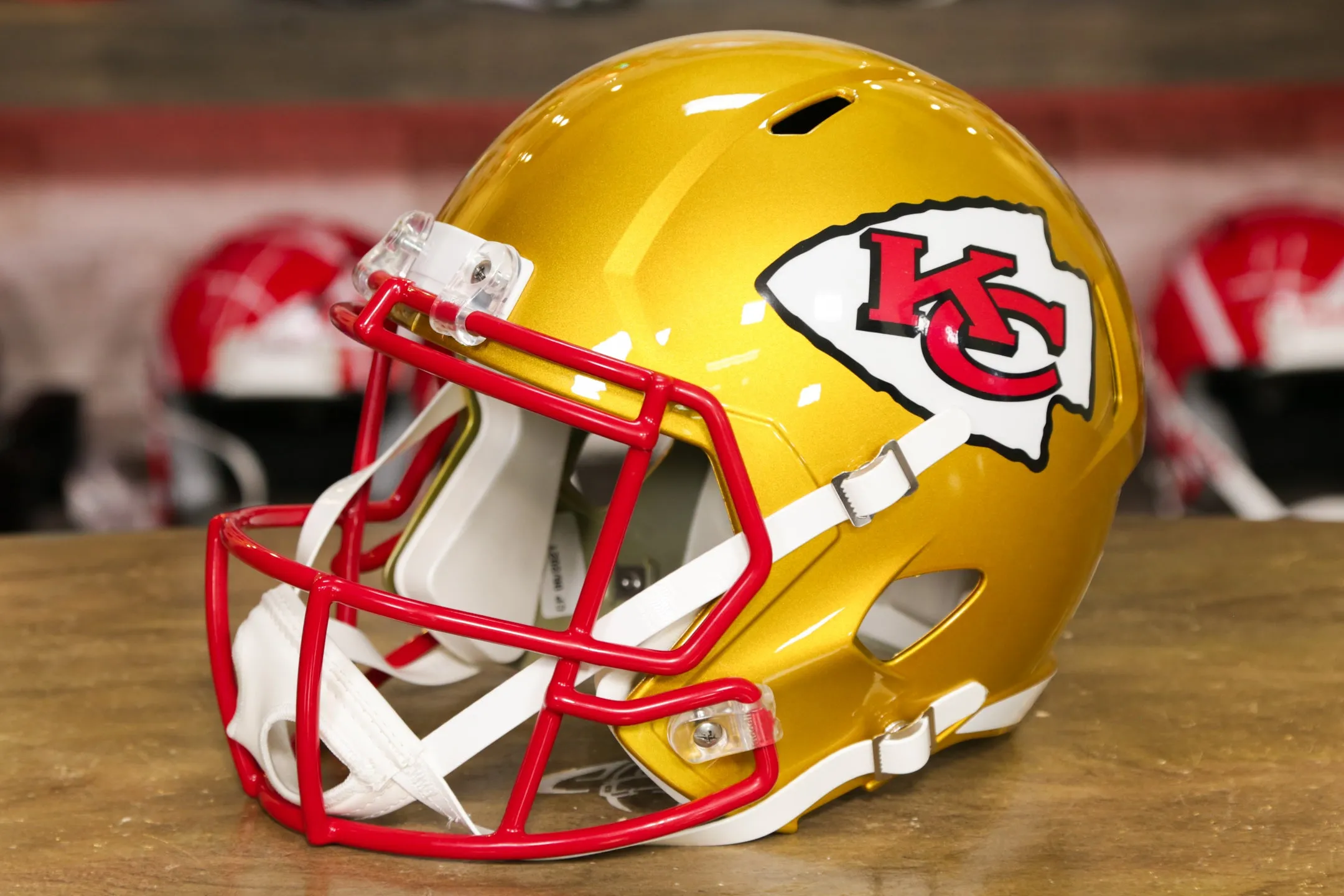 Kansas City Chiefs Riddell Speed Replica Helmet - Flash