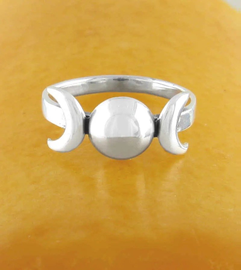 Sculptural Triple Moon Ring