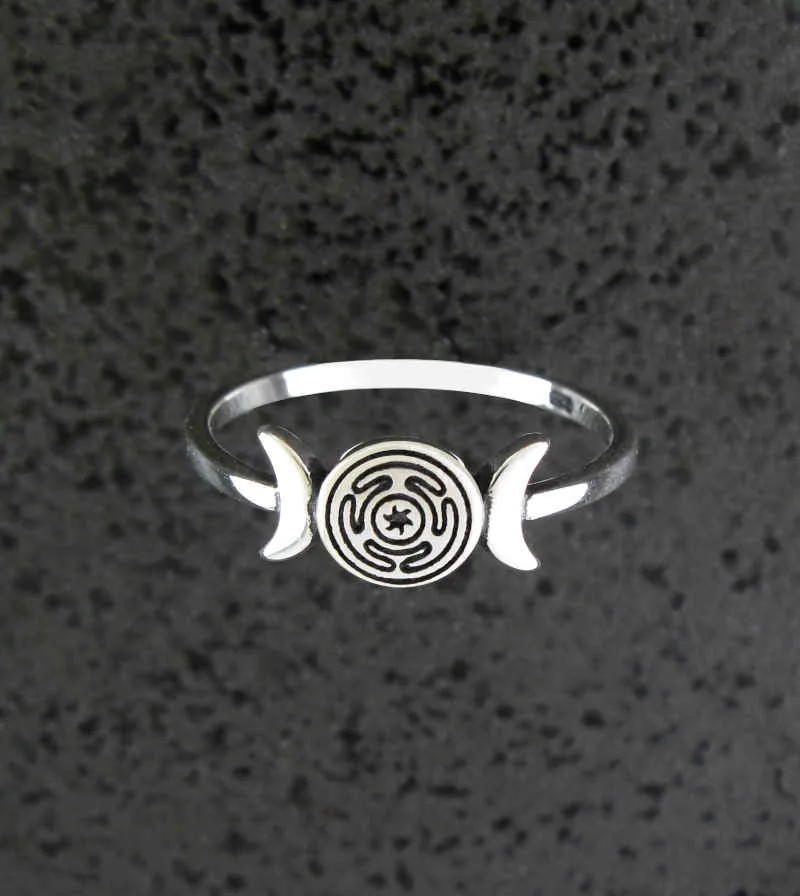 Triple Moon With Hecate's Wheel Symbol Ring