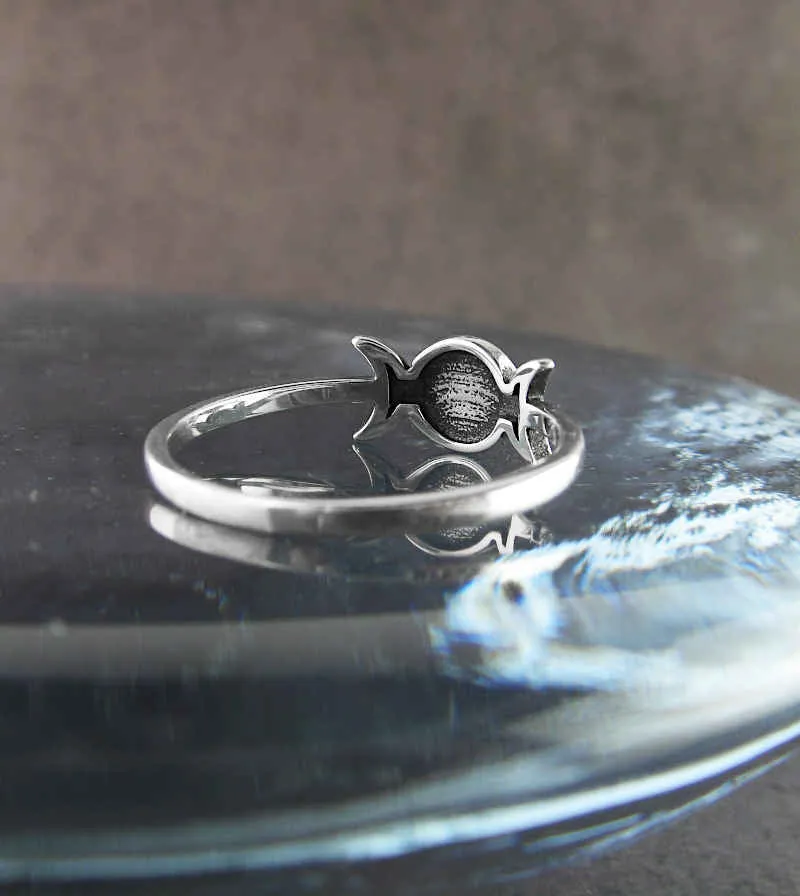 Triple Moon With Hecate's Wheel Symbol Ring