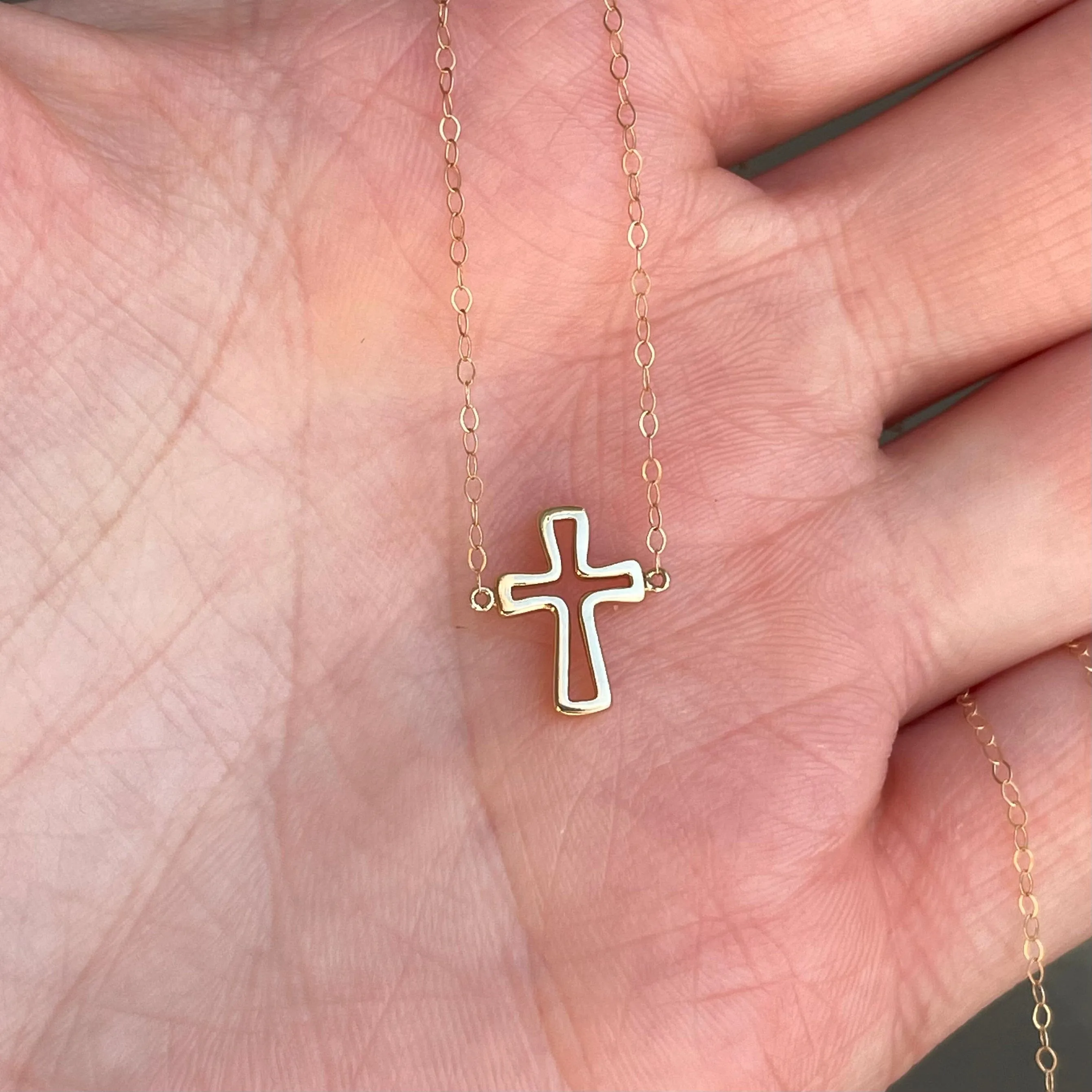 Vintage 10K Gold Cutout Cross Necklace