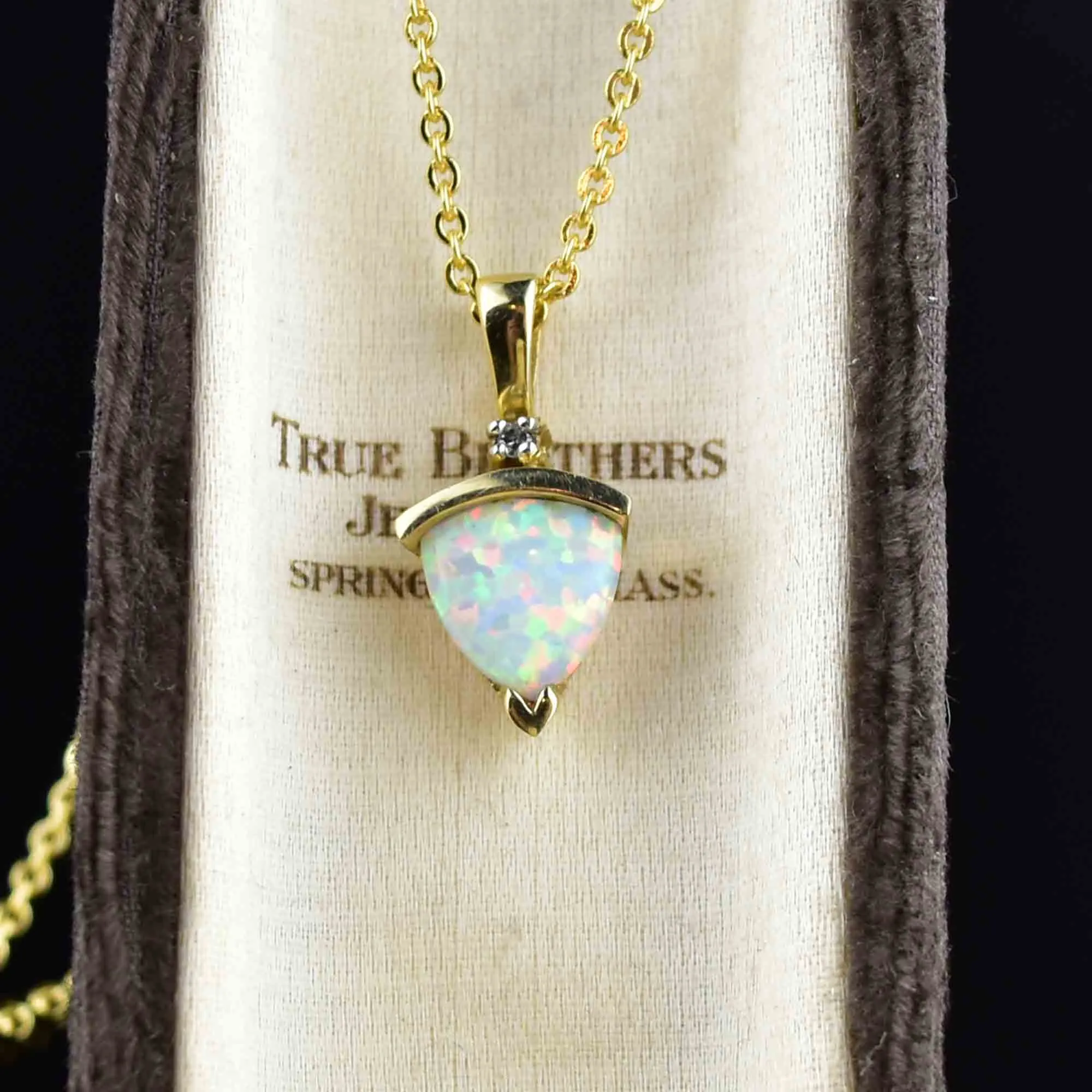 Vintage 10K Gold Trillion Opal Diamond Pendant Necklace