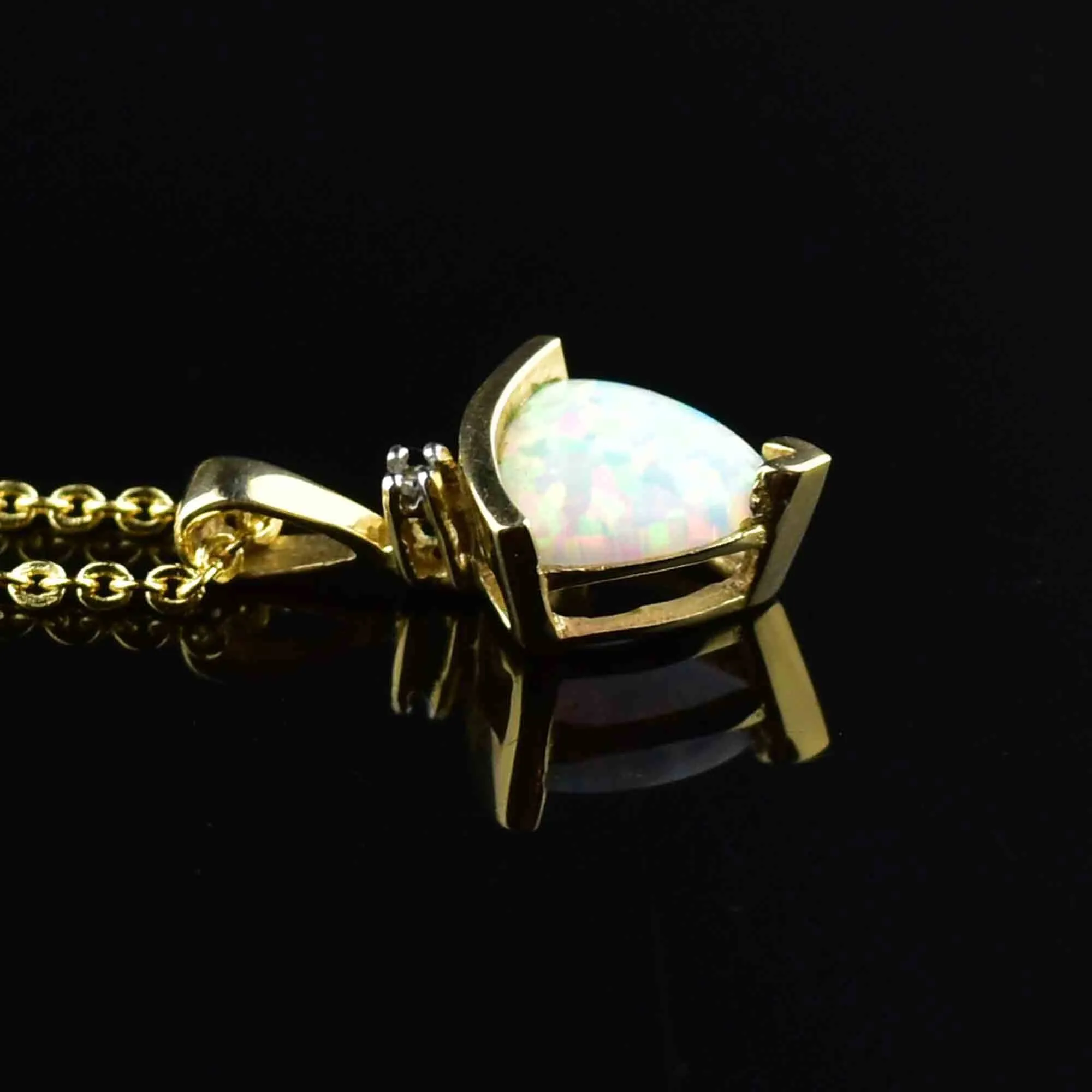 Vintage 10K Gold Trillion Opal Diamond Pendant Necklace