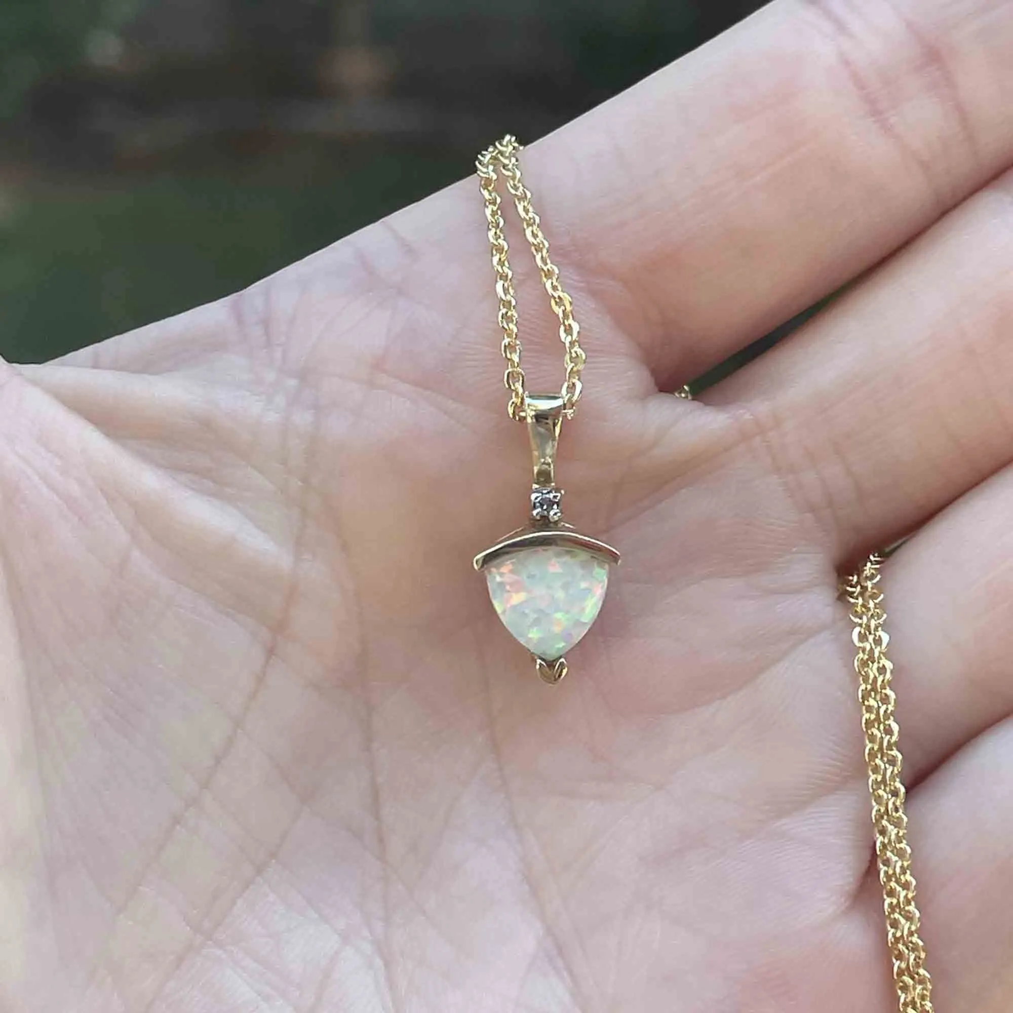 Vintage 10K Gold Trillion Opal Diamond Pendant Necklace