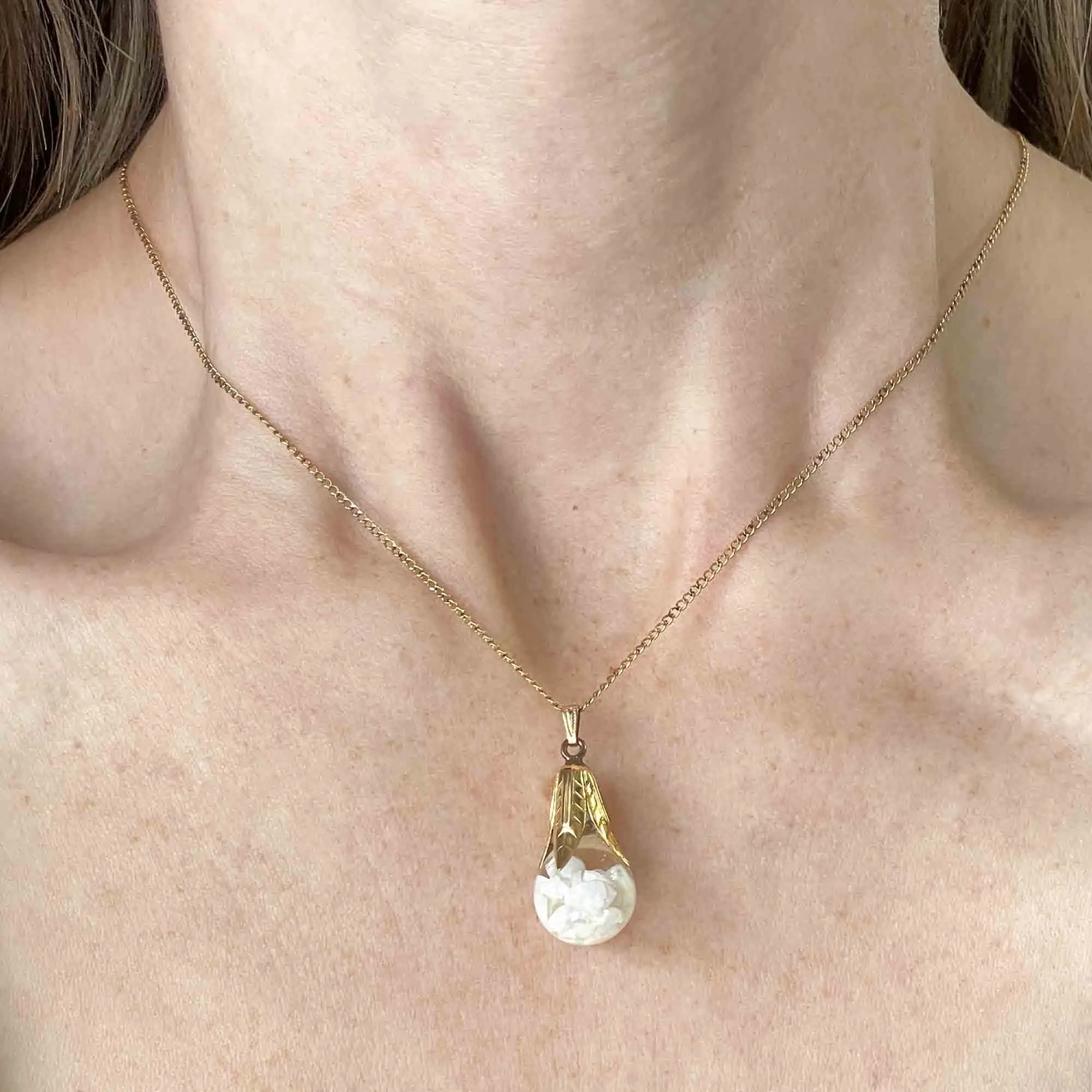 Beautiful Vintage 12K Gold Filled Floating Opal Pendant Necklace