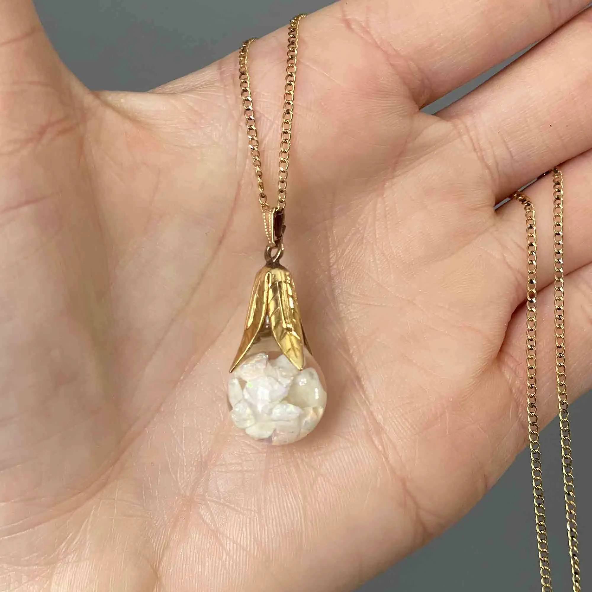 Beautiful Vintage 12K Gold Filled Floating Opal Pendant Necklace