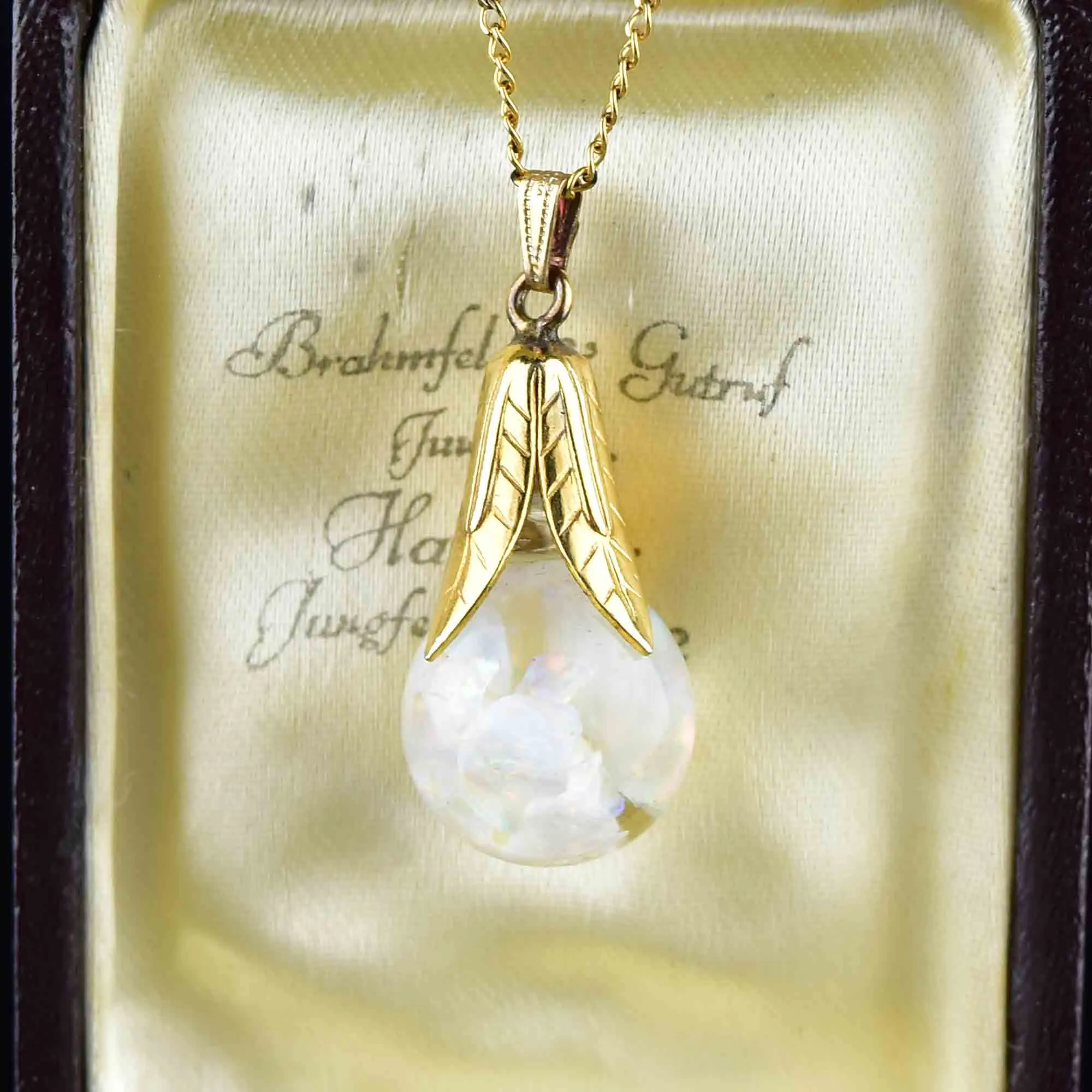 Beautiful Vintage 12K Gold Filled Floating Opal Pendant Necklace