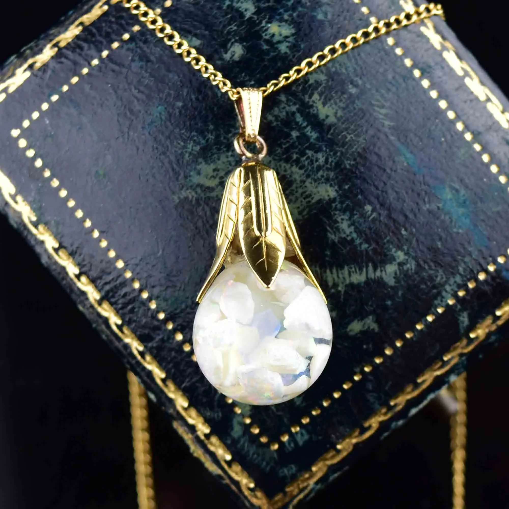 Beautiful Vintage 12K Gold Filled Floating Opal Pendant Necklace