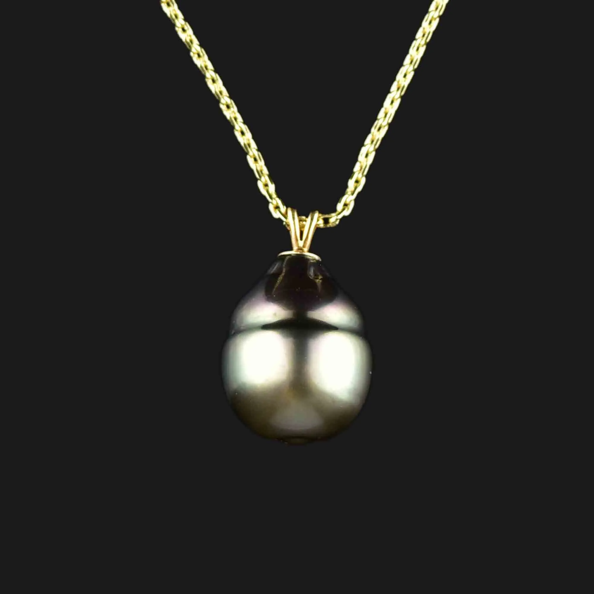 Vintage 14K Gold Baroque Black Pearl Pendant Necklace