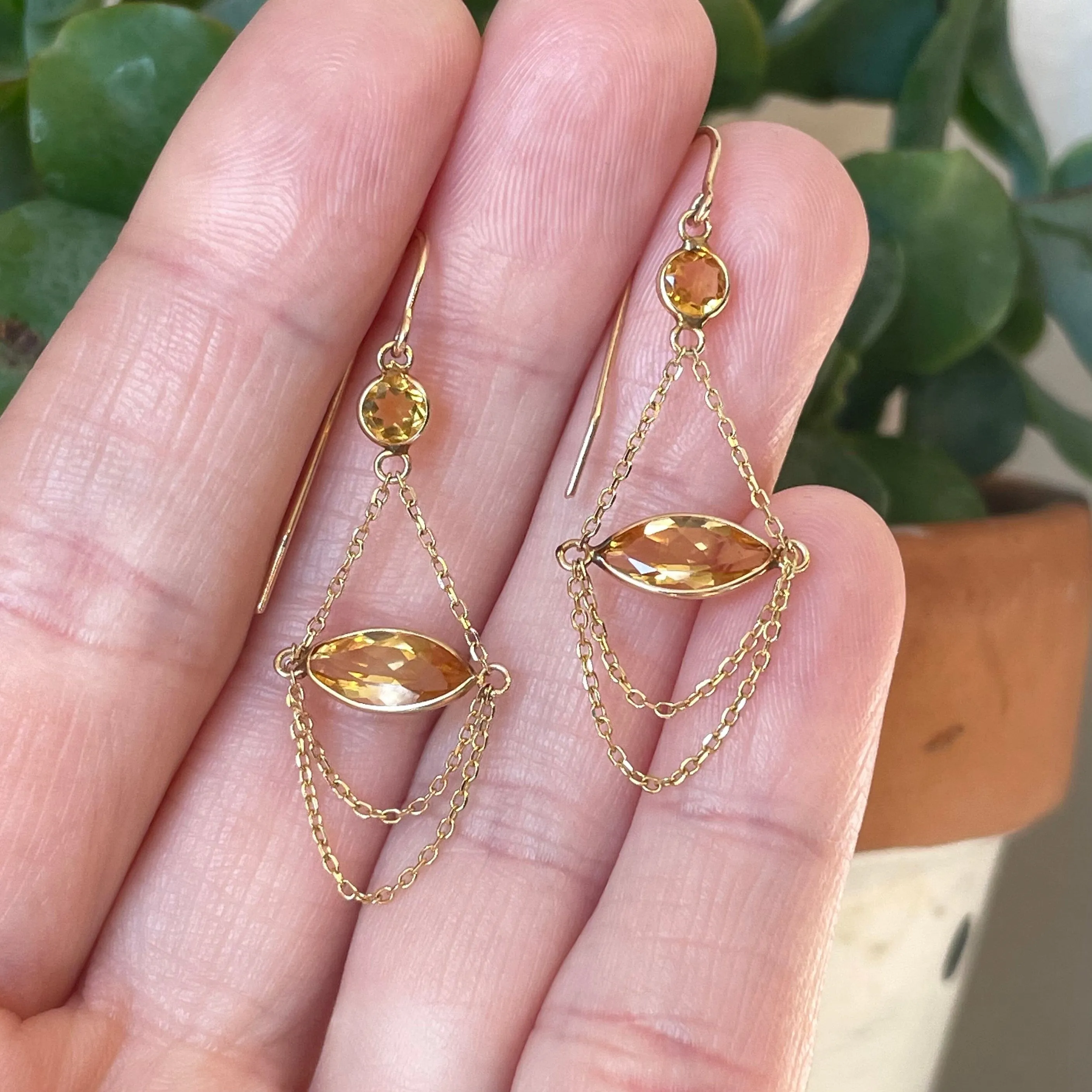 Vintage 14K Gold Citrine Drop Earrings