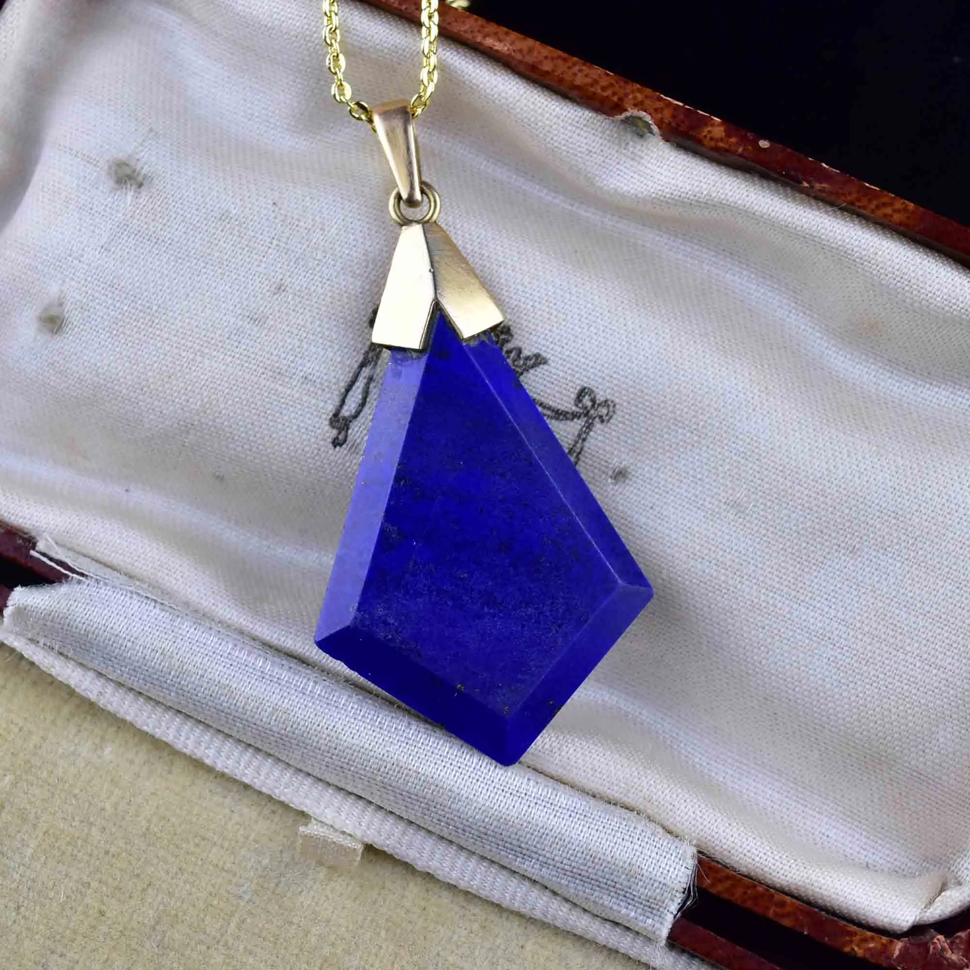 Vintage 14K Gold Lapis Lazuli Pendant Necklace